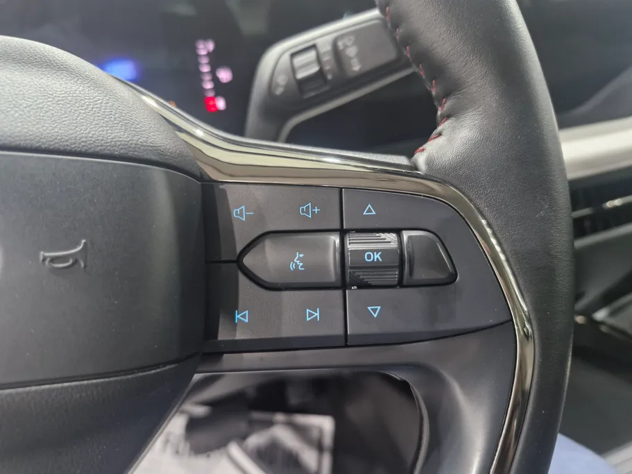 2023 Ford Taurus Trend 