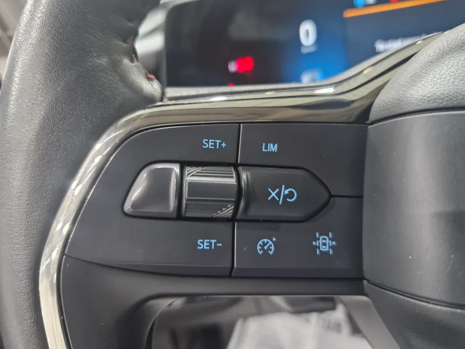 2023 Ford Taurus Trend 