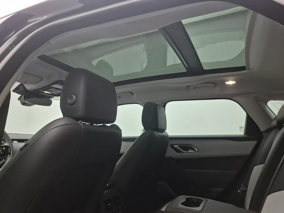 لاند روفر رنج روفر Velar R dynamic 2025 