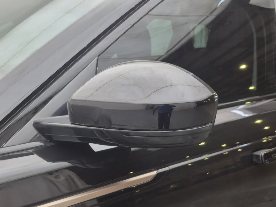 لاند روفر رنج روفر Velar R dynamic 2025 