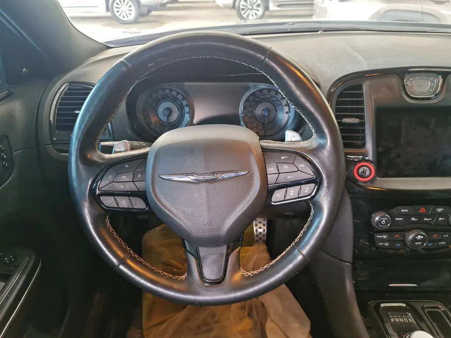 كرايسلر 300 S 2021 