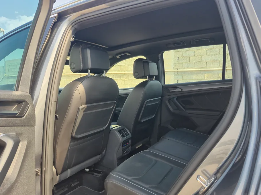2019 Volkswagen Tiguan R Line 