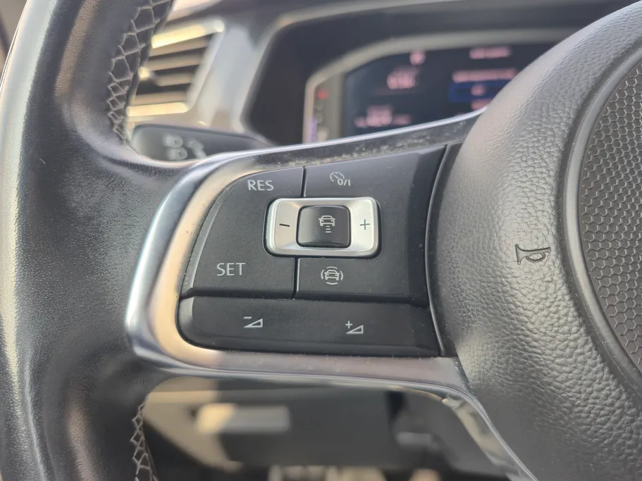 2019 Volkswagen Tiguan R Line 
