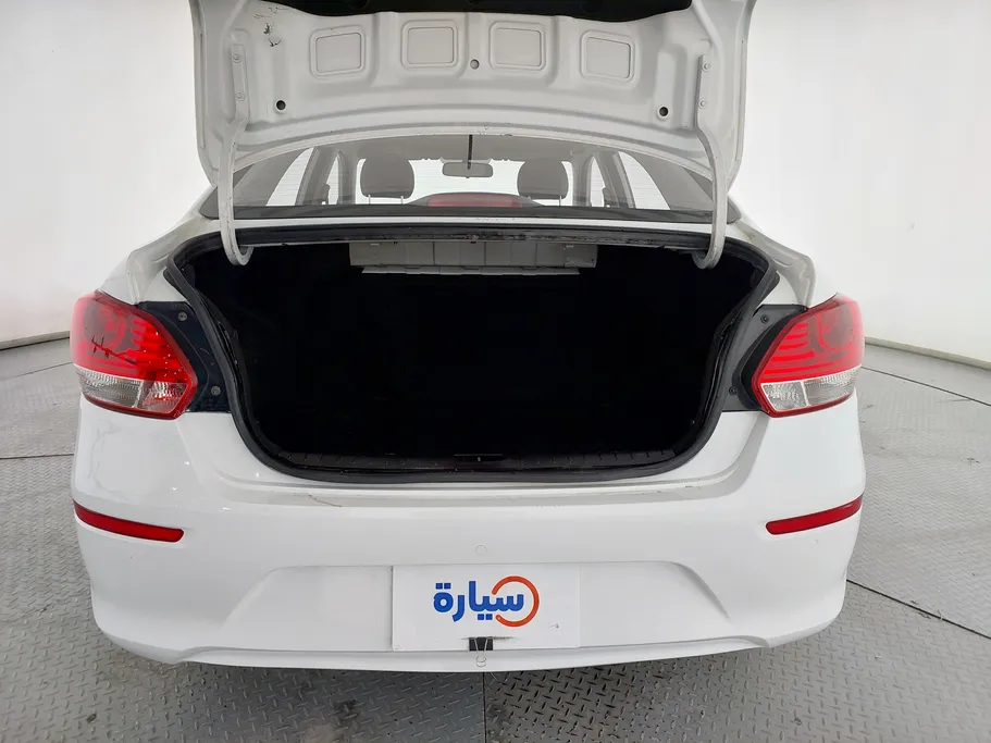 2022 Kia Pegas LX 