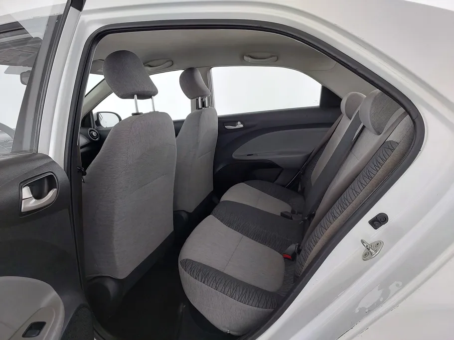 2022 Kia Pegas LX 