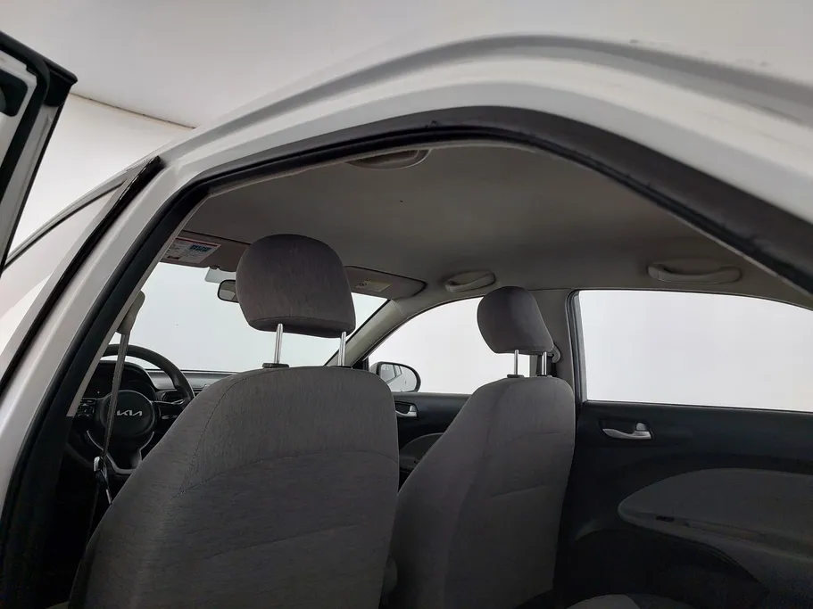 2022 Kia Pegas LX 