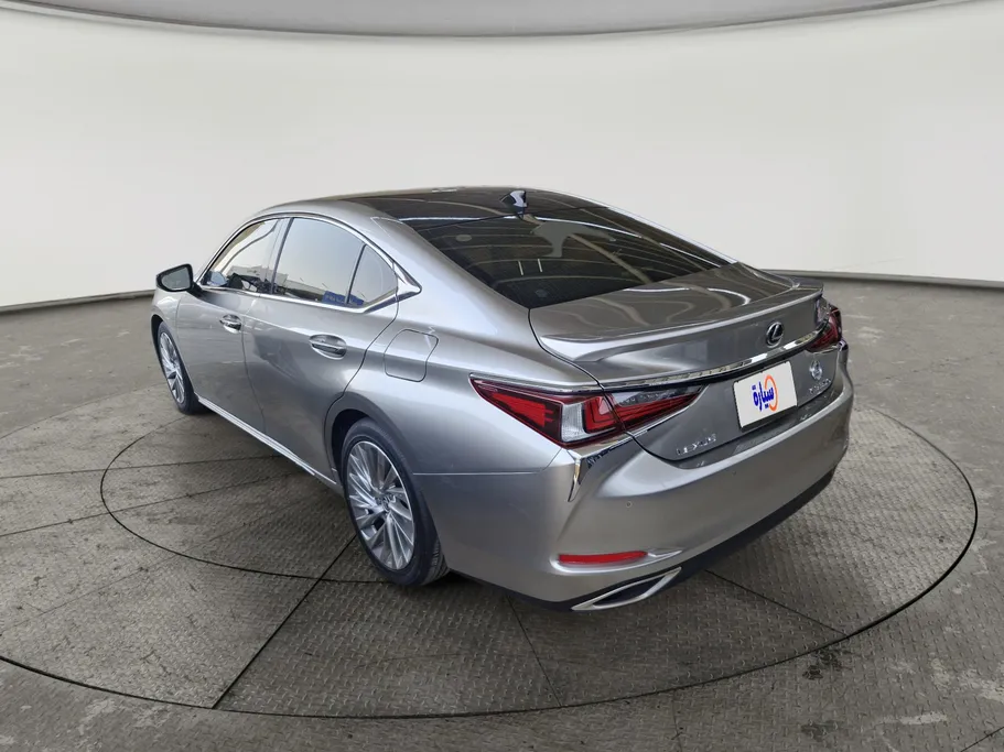 2023 Lexus ES 350 
