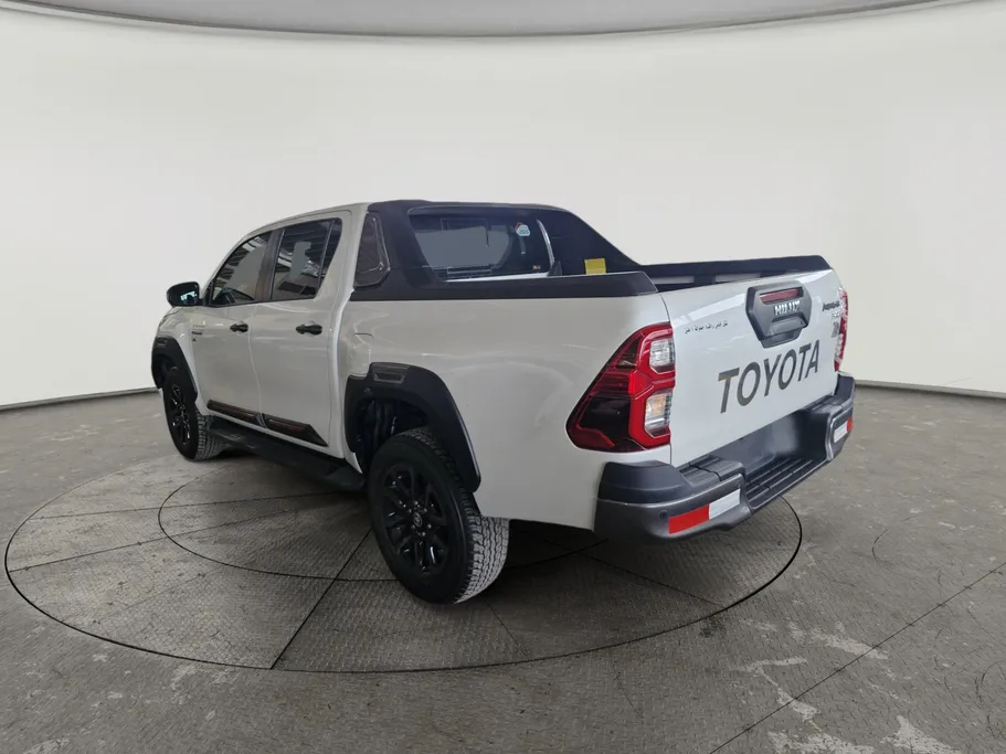 2025 Toyota Hilux Adventure 