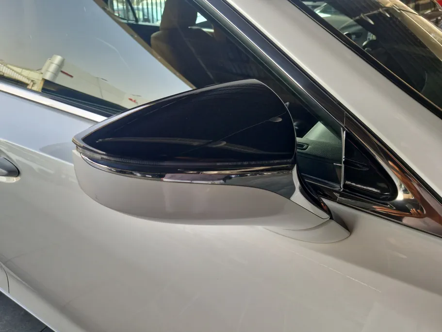 2023 Lexus ES 300 H 