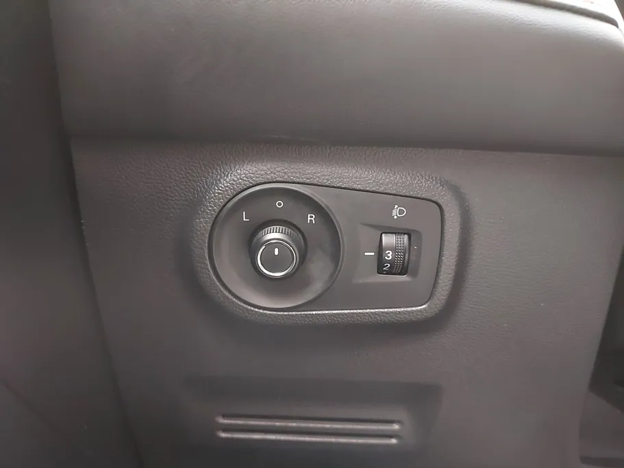 2022 MG ZS STD 