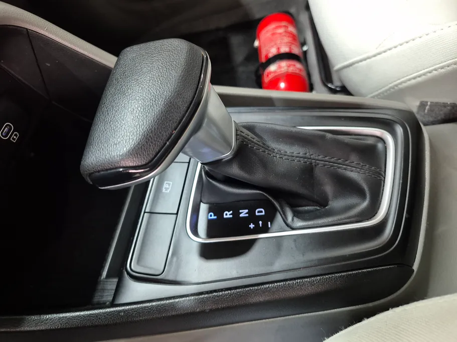 2025 Hyundai Accent Fleet 