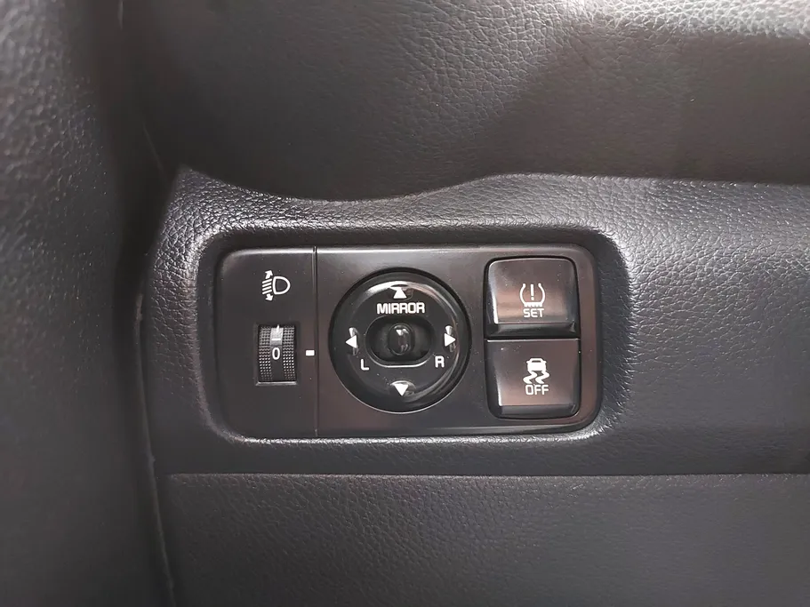 2022 Kia Pegas LX 