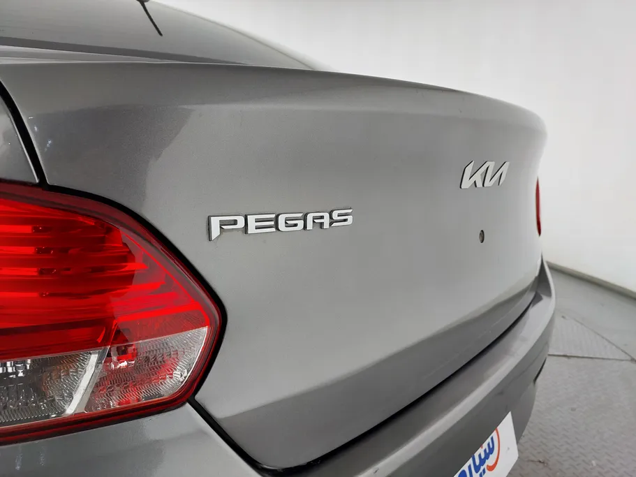 2022 Kia Pegas LX 