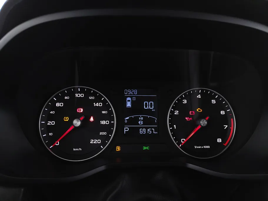 ام جي 5 STD 2022 