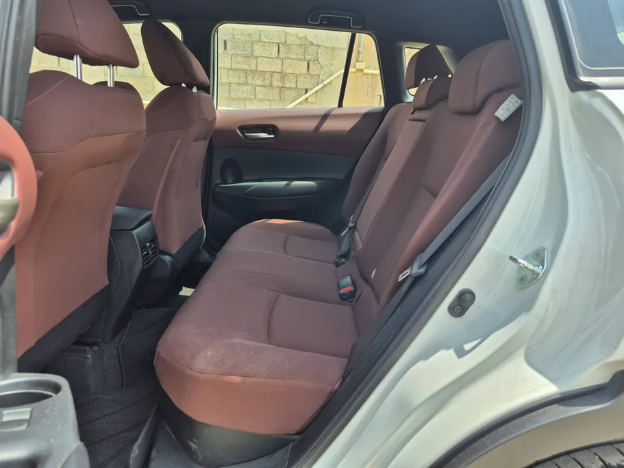 2023 Toyota Corolla Cross LE HEV 