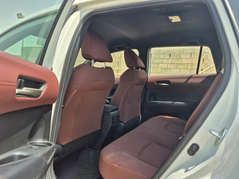 2023 Toyota Corolla Cross LE HEV 