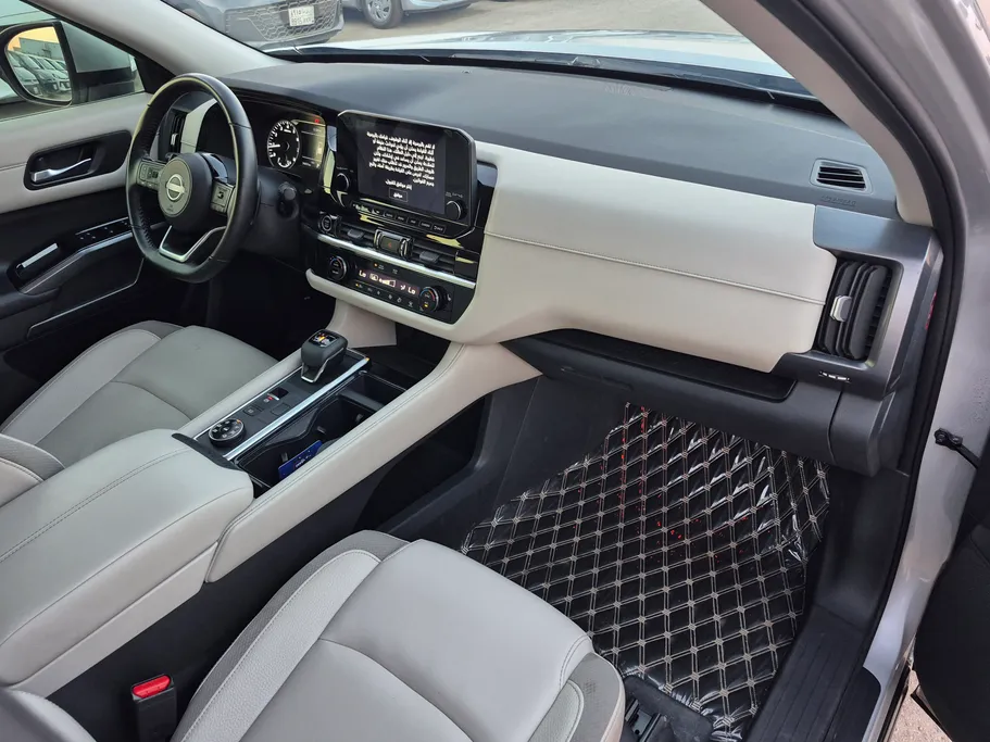 نيسان باثفندر SV 2022 