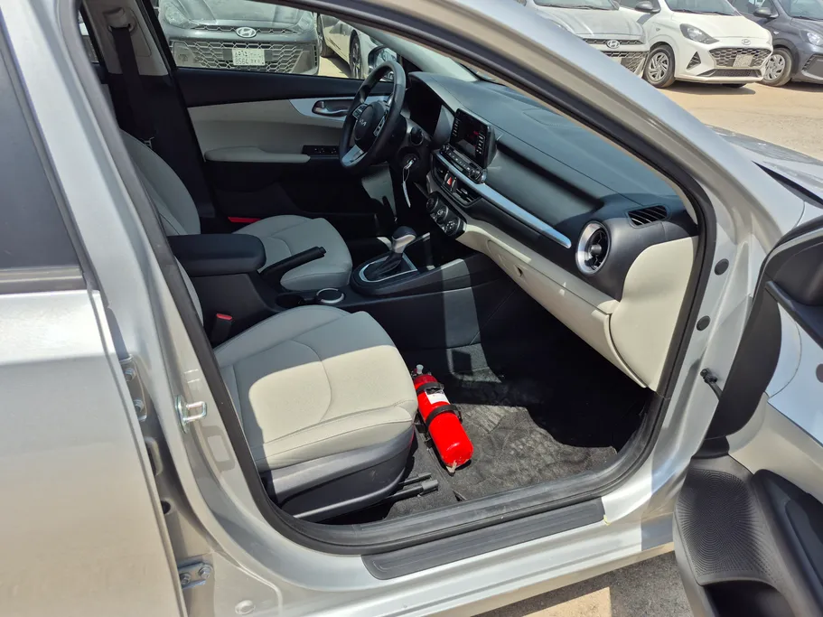 2023 Kia Cerato L 