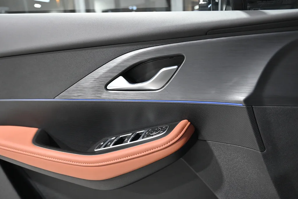 2027 Omoda C5 luxury 