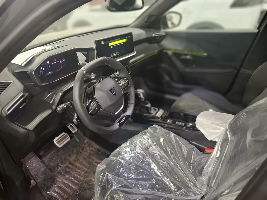 2026 Peugeot 2008 GT 