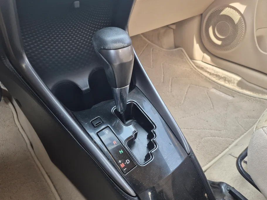 2022 Toyota Yaris  Y 