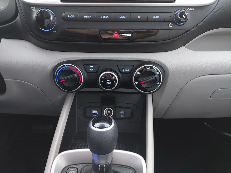 2024 Hyundai Venue Smart 