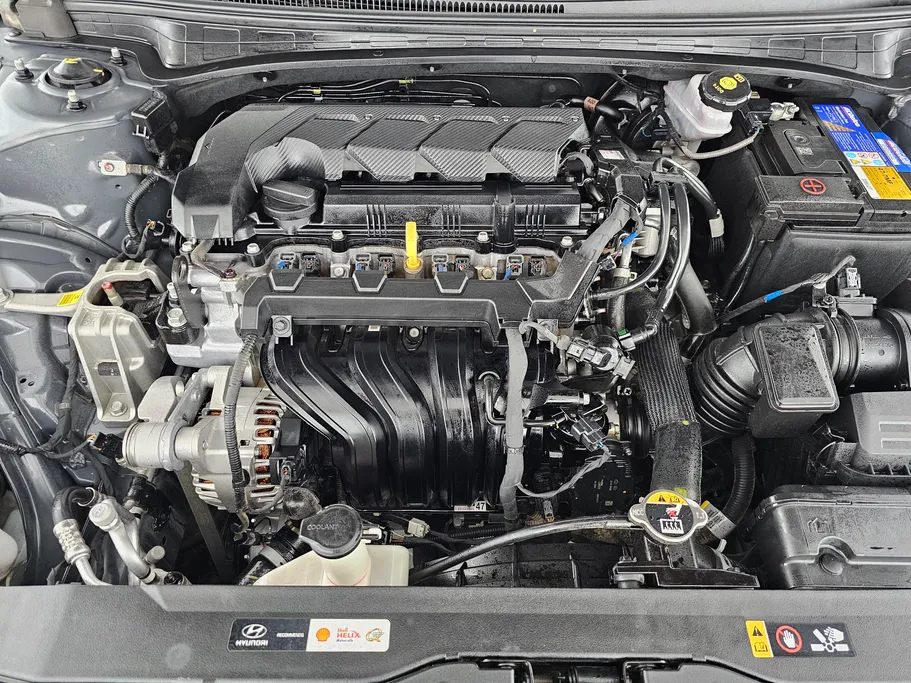 2022 Hyundai Elantra Smart Plus 