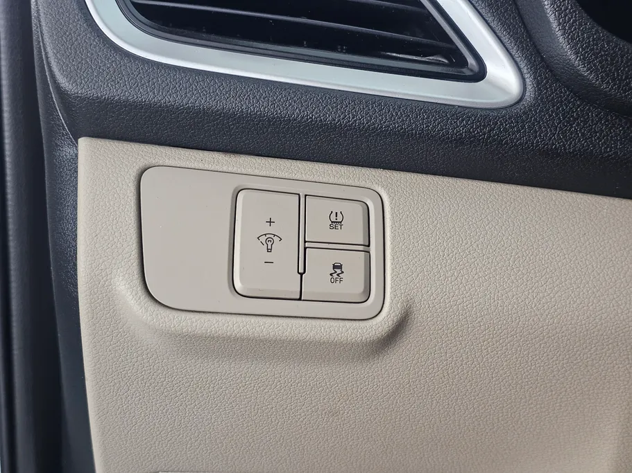 2023 Hyundai Accent Smart 