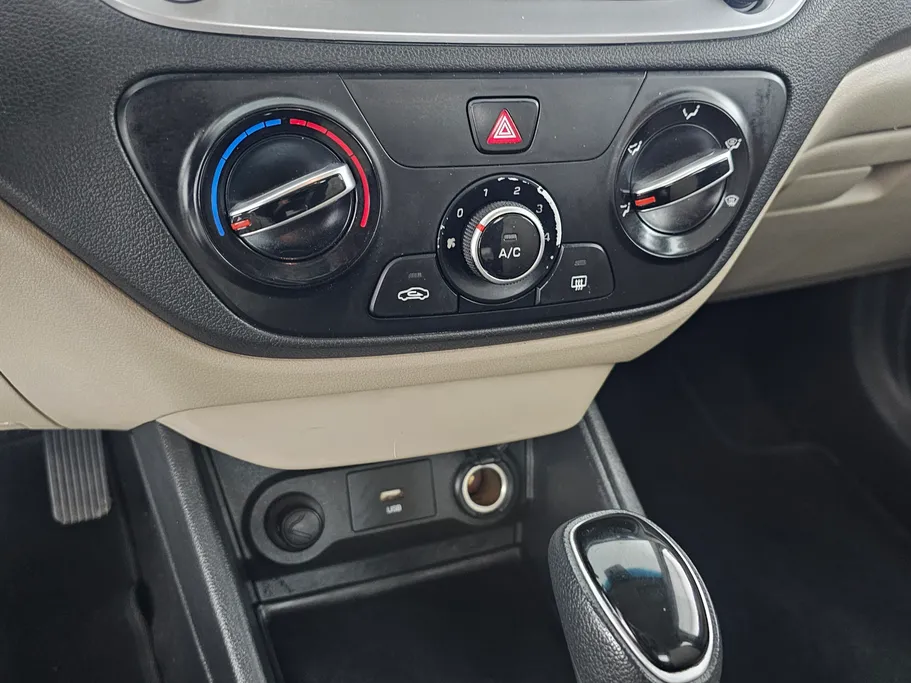 2023 Hyundai Accent Smart 