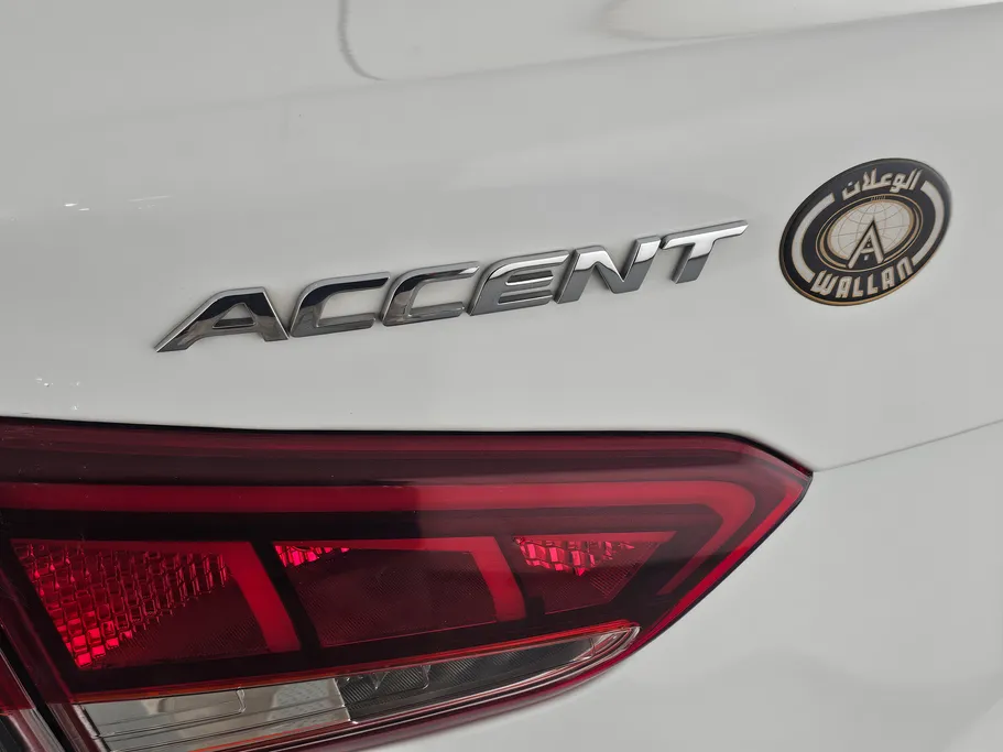 2023 Hyundai Accent Smart 