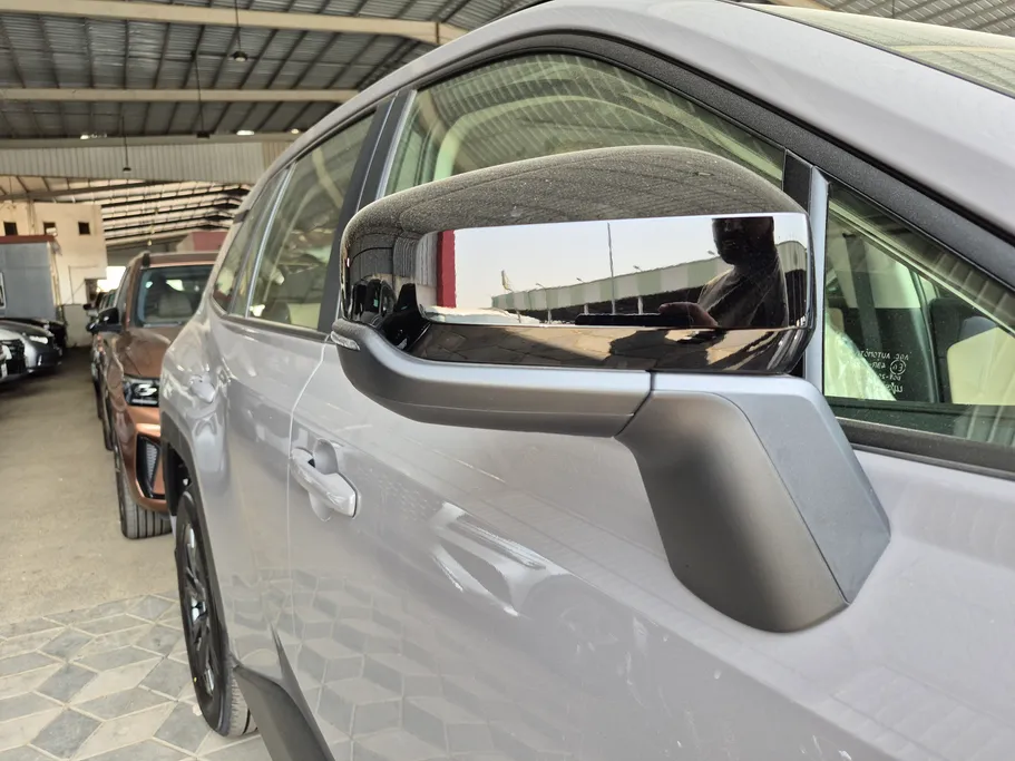 2026 Toyota RAV4 XLE HEV 