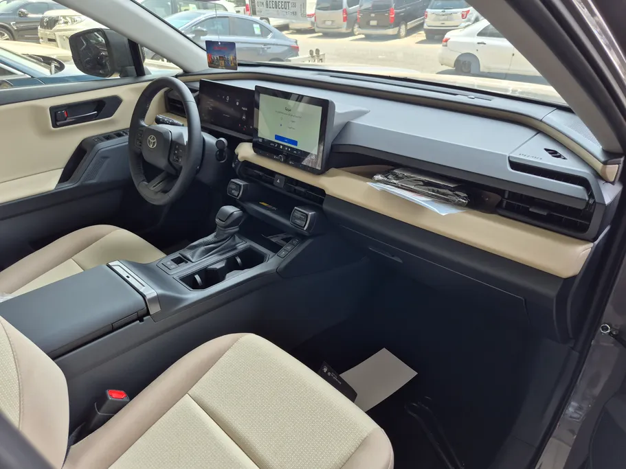 2026 Toyota RAV4 XLE HEV 