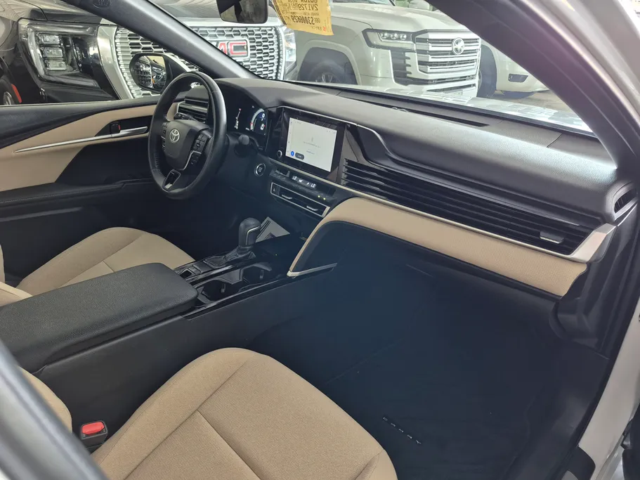 2025 Toyota Camry  LE 