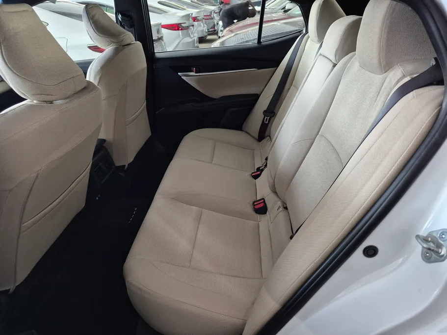 2025 Toyota Camry  LE 