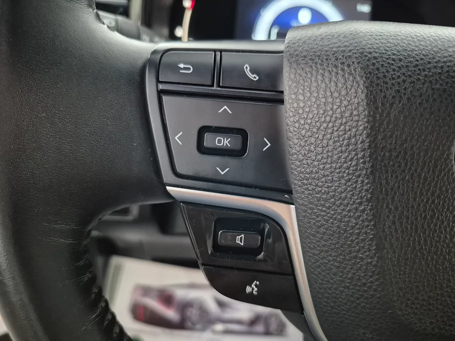 2025 Toyota Camry  LE 