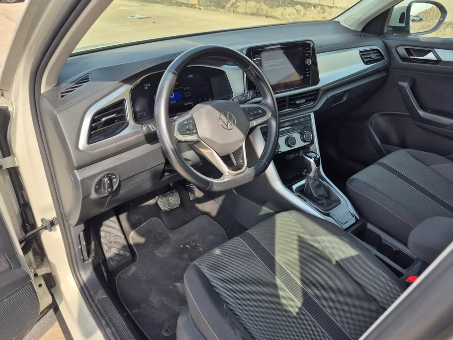 2024 Volkswagen T Roc Life 