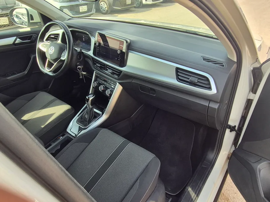 2024 Volkswagen T Roc Life 