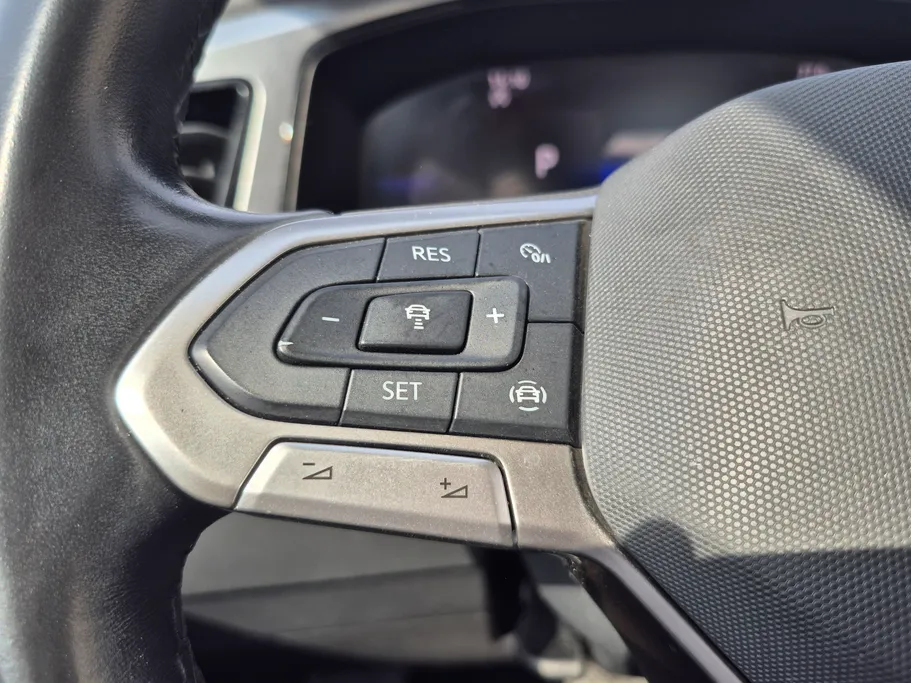 2024 Volkswagen T Roc Life 