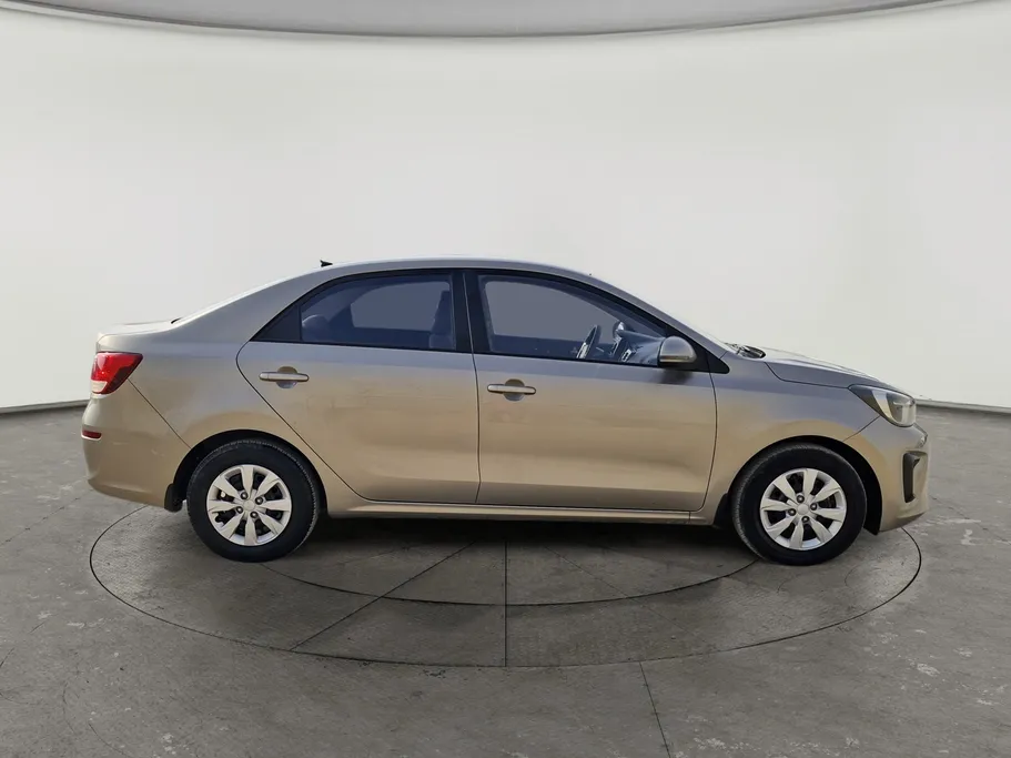 2022 Kia Pegas GL 
