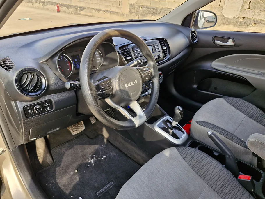 2022 Kia Pegas GL 