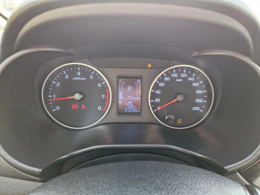 2022 Kia Pegas GL 