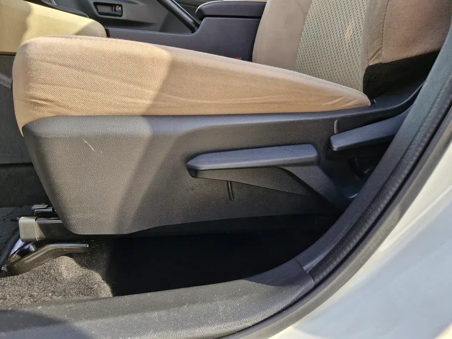 2024 Toyota Yaris  Y 
