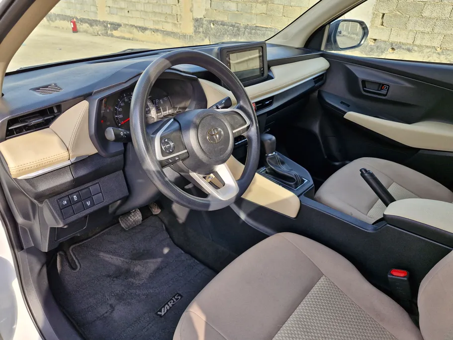 2024 Toyota Yaris  Y 