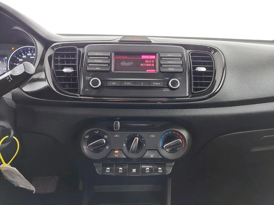2025 Kia Pegas LX 