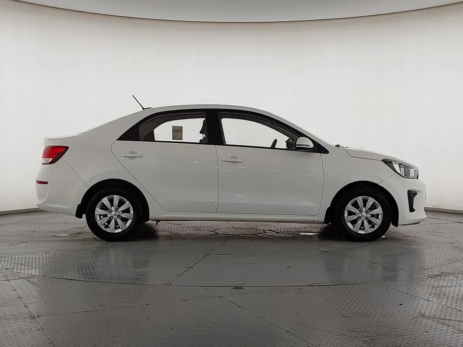2025 Kia Pegas LX 