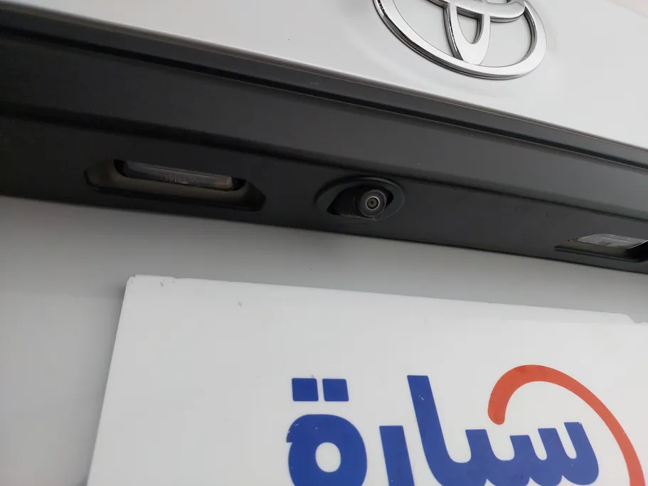 تويوتا يارس Y 2024 