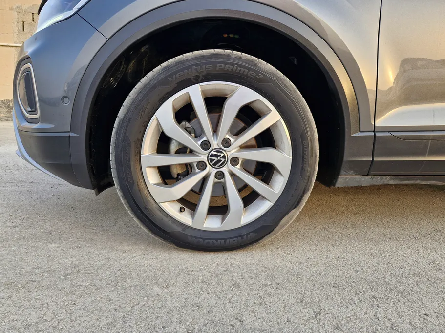 2024 Volkswagen T Roc Life 