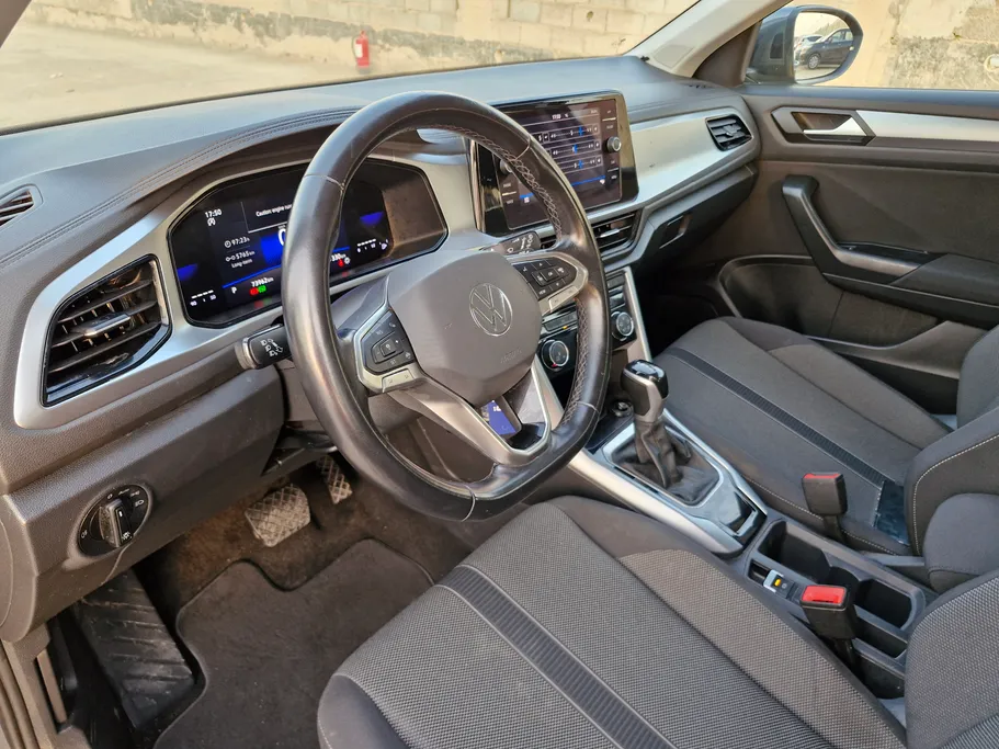 2024 Volkswagen T Roc Life 