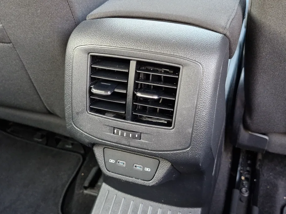 2024 Volkswagen T Roc Life 