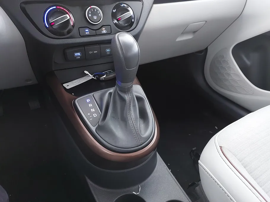 2024 Hyundai Grand i10 Smart 